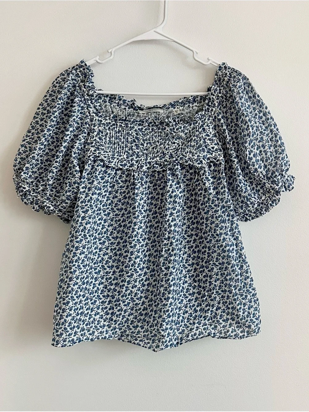 Doen Blue Frances Top in Cornflower Hillside Bloom Floral Print